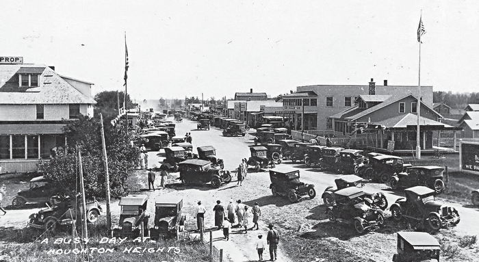The Heights Theatre - Historical Photo Of The Heights (newer photo)
